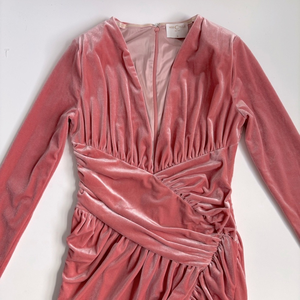Miss Circle Velvet Velour Ruched Overlap Longsleeeve Mini Dress Salmon Pink - Picture 15 of 17